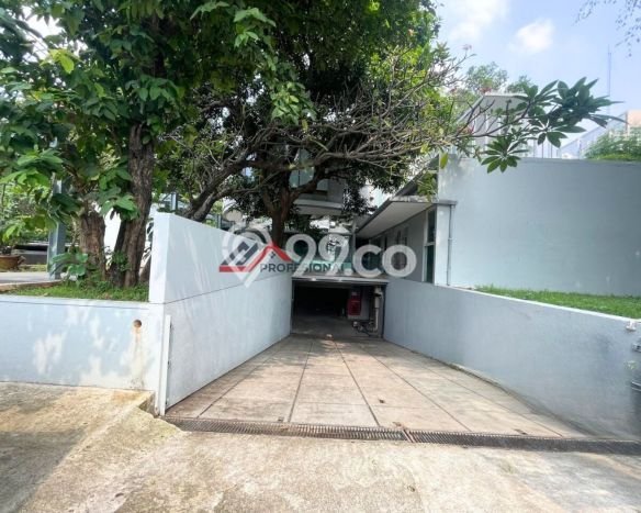Komersial Bagus Dijual LB 1100m2 Lokasi Strategis Jakarta Selatan Area Cocok untuk Bisnis Komersial Bagus Dijual LB 1100m2 Lokasi Strategis Jakarta Selatan Area Cocok untuk Bisnis