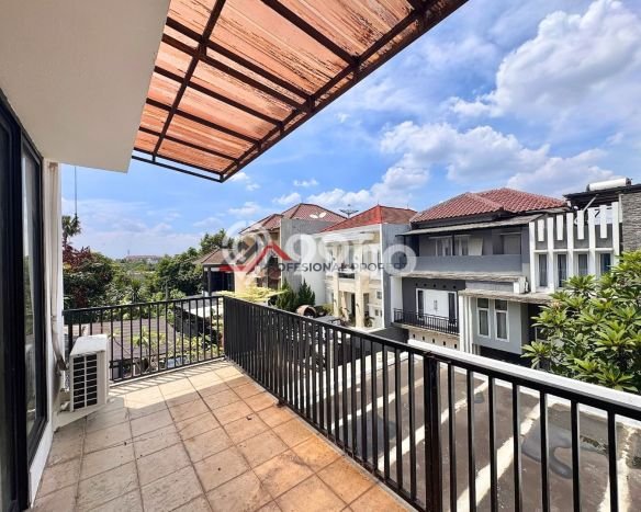 For Sale! Luxury House LT 240m2 Desain Modern di Rempoa Ciputat Timur For Sale! Luxury House LT 240m2 Desain Modern di Rempoa Ciputat Timur