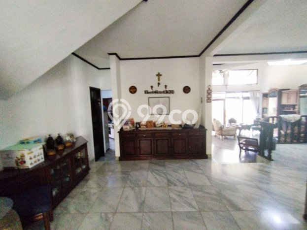 Rumah Eksklusif Dijual LT 412m2 di Cinere, Depok Rumah Eksklusif Dijual LT 412m2 di Cinere, Depok