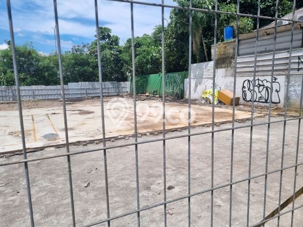 Kavling Tanah untuk Dijual di Cibubur, Bekasi, Luas 730m2 Kavling Tanah untuk Dijual di Cibubur, Bekasi, Luas 730m2
