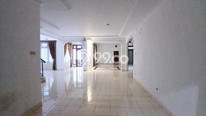 Jual Rumah Luas Elegan Dengan View Eksklusif di Kota Wisata, Bogor Jual Rumah Luas Elegan Dengan View Eksklusif di Kota Wisata, Bogor