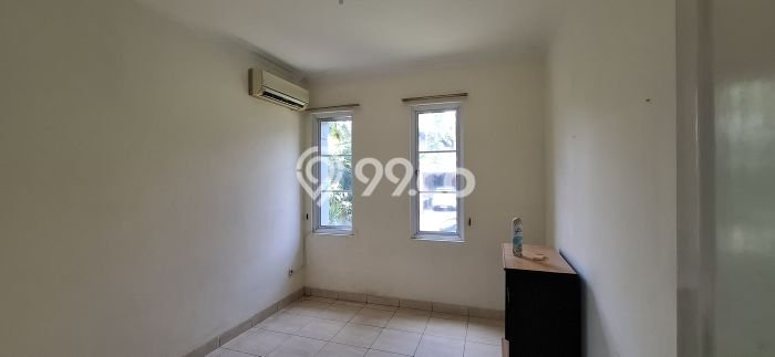 For Sale! Luxury House LT 180m2 Desain Elegan di Kota Wisata For Sale! Luxury House LT 180m2 Desain Elegan di Kota Wisata