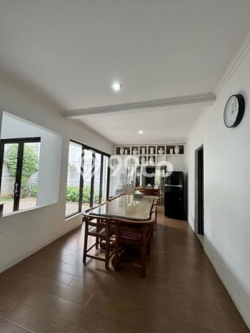 For Sale! Premium House LT 240m2 Desain Elegan di Kota Wisata For Sale! Premium House LT 240m2 Desain Elegan di Kota Wisata