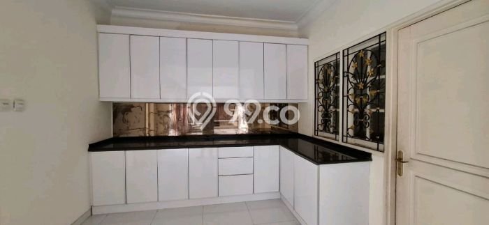 Dijual Rumah Luas Elegan Dengan View Cantik di Kota Wisata, Bogor Dijual Rumah Luas Elegan Dengan View Cantik di Kota Wisata, Bogor