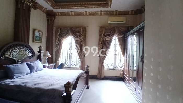 For Sale! Luxury House LT 875m2 Desain Modern di Citra Grand For Sale! Luxury House LT 875m2 Desain Modern di Citra Grand
