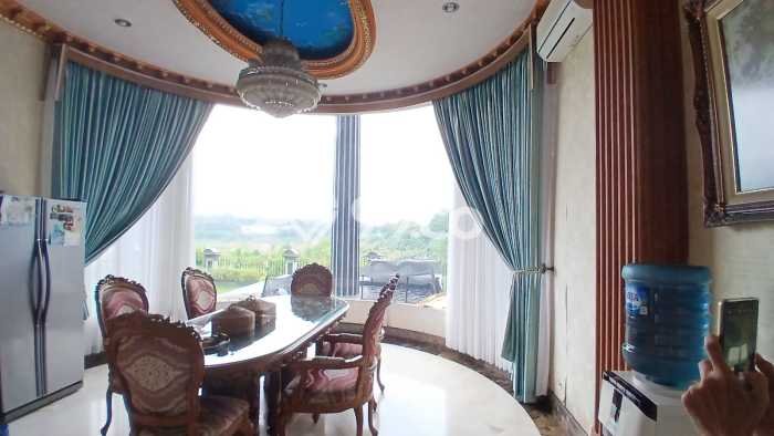 For Sale! Luxury House LT 875m2 Desain Modern di Citra Grand For Sale! Luxury House LT 875m2 Desain Modern di Citra Grand