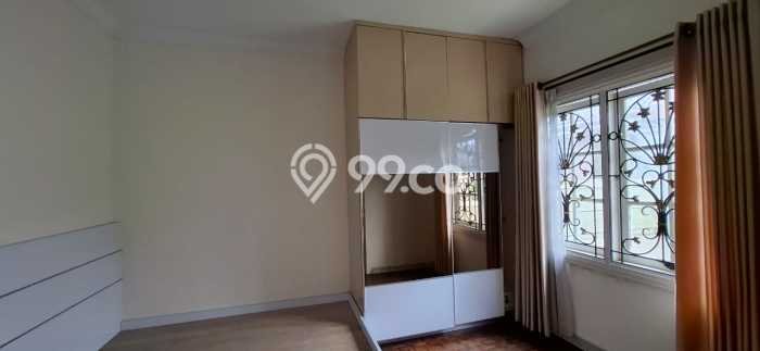 Dijual Rumah Luas Elegan Dengan View Cantik di Kota Wisata, Bogor Dijual Rumah Luas Elegan Dengan View Cantik di Kota Wisata, Bogor