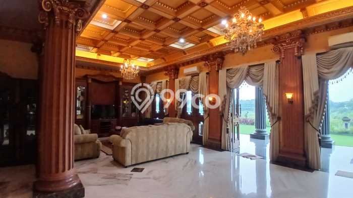 For Sale! Luxury House LT 875m2 Desain Modern di Citra Grand For Sale! Luxury House LT 875m2 Desain Modern di Citra Grand