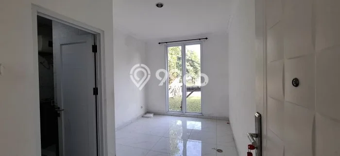 Rumah Elit LB 190m2 Siap Pakai Desain Elegan di Kota Wisata, Bogor Rumah Elit LB 190m2 Siap Pakai Desain Elegan di Kota Wisata, Bogor