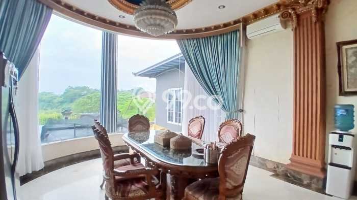 For Sale! Luxury House LT 875m2 Desain Modern di Citra Grand For Sale! Luxury House LT 875m2 Desain Modern di Citra Grand