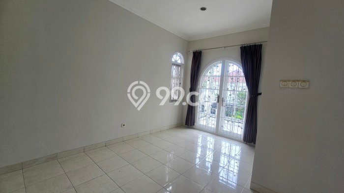 Dijual Rumah Eksklusif 3 KT di Legenda Wisata, Bogor Dijual Rumah Eksklusif 3 KT di Legenda Wisata, Bogor