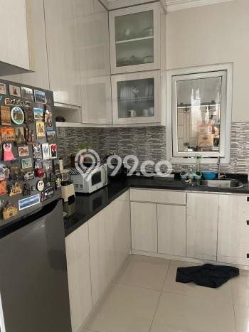 For Sale! Luxury House LT 220m2 Desain Elegan di Kota Wisata For Sale! Luxury House LT 220m2 Desain Elegan di Kota Wisata