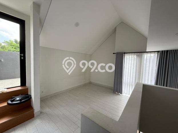 Rumah Luas Asri 3 KT Siap Pakai di Kota Wisata Bogor Rumah Luas Asri 3 KT Siap Pakai di Kota Wisata Bogor