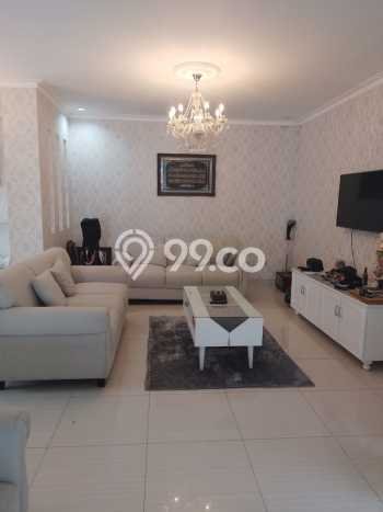 Rumah LT 180m² di Kota Wisata, Jakarta Timur - Akses Mudah Rumah LT 180m² di Kota Wisata, Jakarta Timur - Akses Mudah