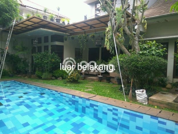 Rumah Luxury Modern Siap Huni di Pejaten Jakarta Selatan Rumah Luxury Modern Siap Huni di Pejaten Jakarta Selatan