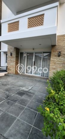 Ready to Use! Premium House LT 500m2 Desain Modern di Citra Grand Ready to Use! Premium House LT 500m2 Desain Modern di Citra Grand