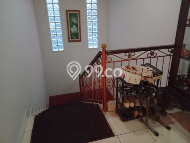Rumah Elit Modern Siap Huni di Kota Wisata Bogor Rumah Elit Modern Siap Huni di Kota Wisata Bogor