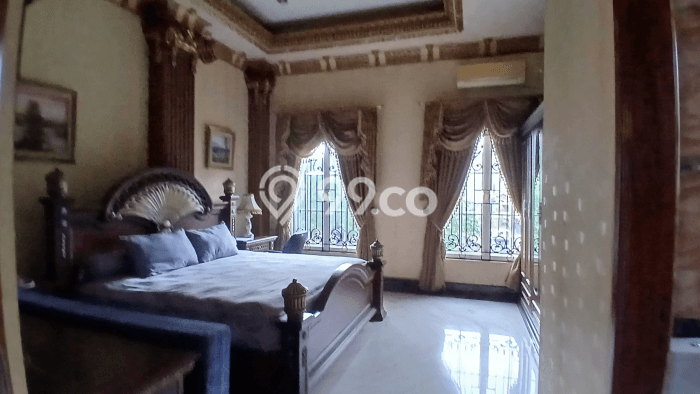Siap Huni Hunian Elit 8 Kamar di Citra Grand Dekat ke Mana Pun Siap Huni Hunian Elit 8 Kamar di Citra Grand Dekat ke Mana Pun