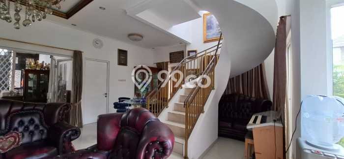 Rumah Luxury Modern Siap Huni di Kota Wisata Bogor Rumah Luxury Modern Siap Huni di Kota Wisata Bogor
