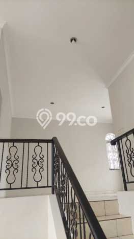 For Sale Hunian Rumah Terawat 4 Kamar di Legenda Wisata, Bogor For Sale Hunian Rumah Terawat 4 Kamar di Legenda Wisata, Bogor