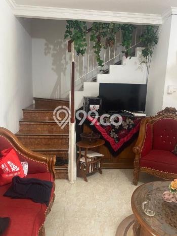 Hunian Nyaman Asri 4 KT Siap Pakai di Raffles Hills Jakarta Timur Hunian Nyaman Asri 4 KT Siap Pakai di Raffles Hills Jakarta Timur