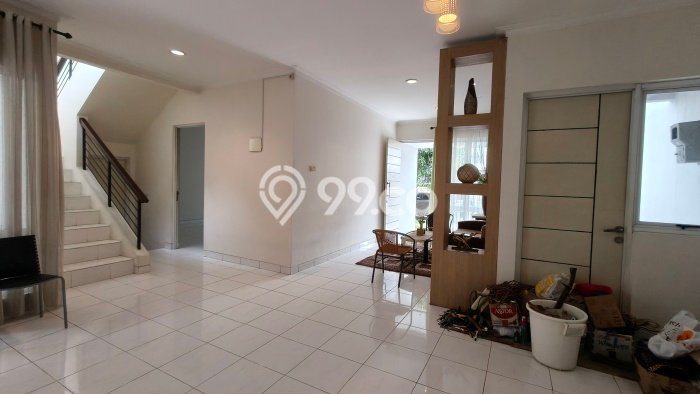 Ready to Use! Premium House LT 200m2 Desain Elegan di Kota Wisata Ready to Use! Premium House LT 200m2 Desain Elegan di Kota Wisata