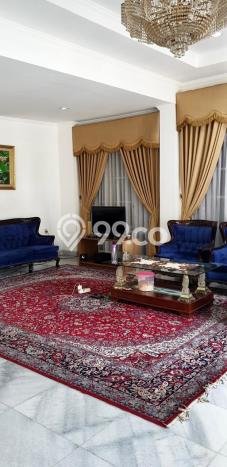 Dijual Hunian Mewah dengan Fasilitas Sekitar Lengkap di Menteng, Jakarta Pusat Dijual Hunian Mewah dengan Fasilitas Sekitar Lengkap di Menteng, Jakarta Pusat