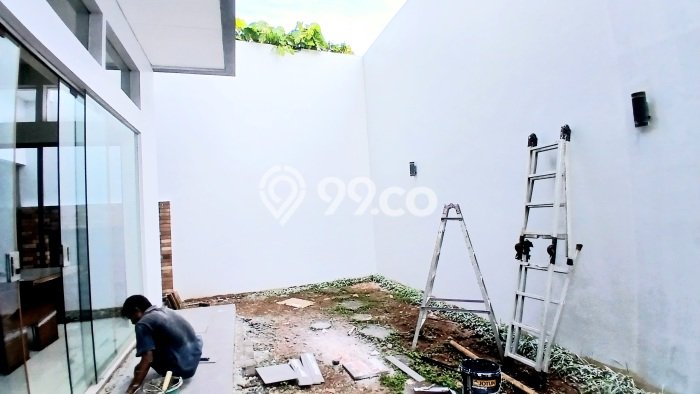 Ready to Use! Premium House LT 277m2 Desain Elegan di Kota Wisata Ready to Use! Premium House LT 277m2 Desain Elegan di Kota Wisata