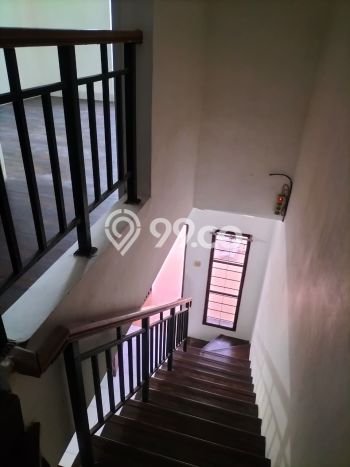 Disewakan! Rumah 3 Kamar Tidur &
1 Kamar Mandi di Taman Palem, Jakarta Barat Disewakan! Rumah 3 Kamar Tidur &
1 Kamar Mandi di Taman Palem, Jakarta Barat