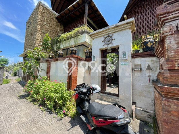 KESEMPATAN EMAS! Rumah area Ubud, Gianyar, Luas 235m² Bangunan 200m² KESEMPATAN EMAS! Rumah area Ubud, Gianyar, Luas 235m² Bangunan 200m²