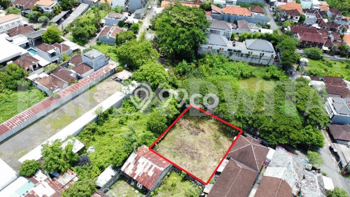 Jual Tanah Kawasan Kerobokan, Luas 785m², Kawasan Asri Jual Tanah Kawasan Kerobokan, Luas 785m², Kawasan Asri