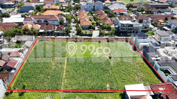 TANAH PROSPEKTIF! Tanah di Renon, Luas 4000m², Tepi Jalan Utama TANAH PROSPEKTIF! Tanah di Renon, Luas 4000m², Tepi Jalan Utama