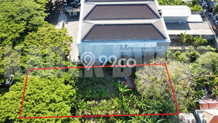 LOKASI STRATEGIS! Tanah di Renon, Luas 700m², Lokasi Potensial, Cocok untuk Hunian LOKASI STRATEGIS! Tanah di Renon, Luas 700m², Lokasi Potensial, Cocok untuk Hunian