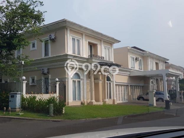 Dijual Rumah Premium dengan Fasilitas Sekitar Komplit di Serpong, Tangerang Selatan Dijual Rumah Premium dengan Fasilitas Sekitar Komplit di Serpong, Tangerang Selatan