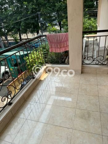 Siap Huni Rumah Mewah 4 Kamar di Kelapa Gading Dekat ke Mana Pun Siap Huni Rumah Mewah 4 Kamar di Kelapa Gading Dekat ke Mana Pun