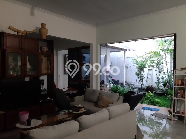 BEST PRICE! Rumah Berkualitas di Kebayoran Lama, Luas 375m² LB 275m² BEST PRICE! Rumah Berkualitas di Kebayoran Lama, Luas 375m² LB 275m²