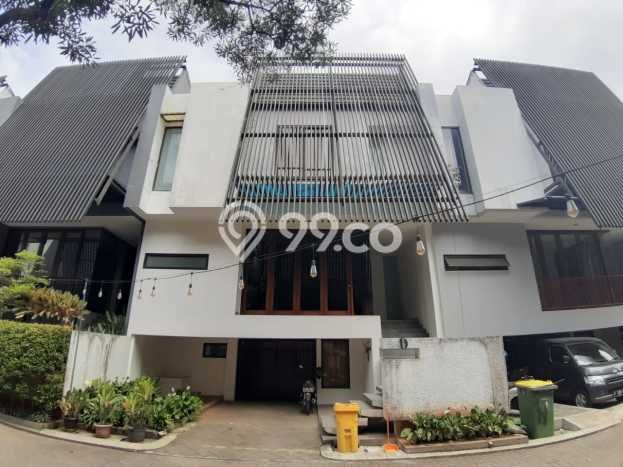 Rumah Elit Modern Tanpa Renovasi di Bangka Jakarta Selatan Rumah Elit Modern Tanpa Renovasi di Bangka Jakarta Selatan
