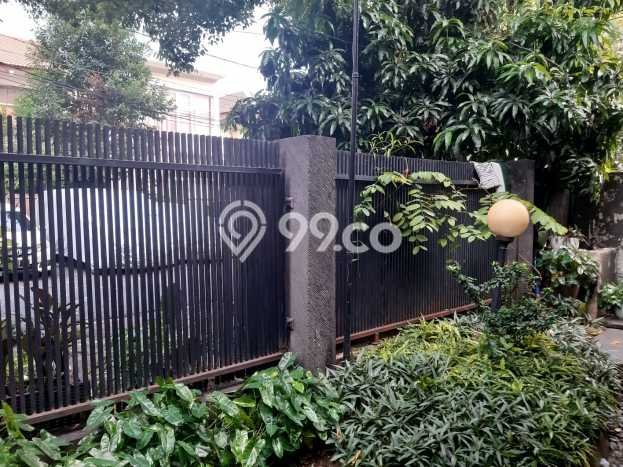 DIJUAL CEPAT! Rumah Nyaman area Kebayoran Baru, Jakarta Selatan, Luas 249m² LB 300m² BISA KPR! DIJUAL CEPAT! Rumah Nyaman area Kebayoran Baru, Jakarta Selatan, Luas 249m² LB 300m² BISA KPR!