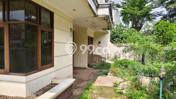 Rumah Eksklusif Siap Huni LT 258m2 di Kebon Jeruk, Jakarta Barat Rumah Eksklusif Siap Huni LT 258m2 di Kebon Jeruk, Jakarta Barat