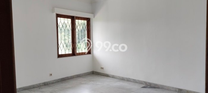 Rumah Mewah LB 950m2 Siap Huni Desain Elegan di Kemang, Jakarta Selatan Rumah Mewah LB 950m2 Siap Huni Desain Elegan di Kemang, Jakarta Selatan