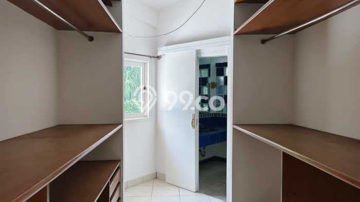 Rumah di Cipete, Akses ke Fasilitas, LT 280m² Rumah di Cipete, Akses ke Fasilitas, LT 280m²