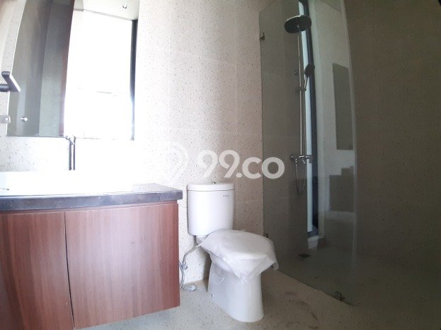 Ready to Use! Luxury House LT 170m2 Desain Modern di Kemang Ready to Use! Luxury House LT 170m2 Desain Modern di Kemang
