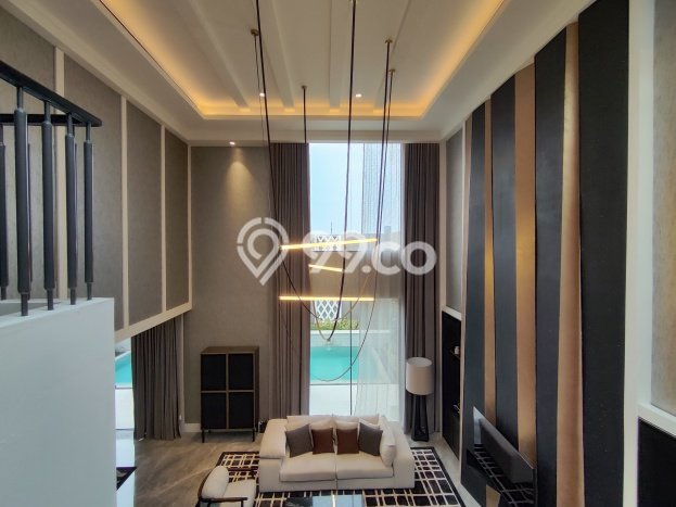 Rumah Elit LB 451m2 Siap Pakai Desain Elegan di Alam Sutera, Tangerang Rumah Elit LB 451m2 Siap Pakai Desain Elegan di Alam Sutera, Tangerang