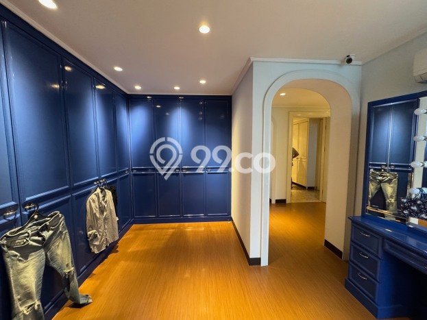 FOR SALE Hunian Apartemen Luxury di Kemayoran dengan 3 Kamar Tidur & Luas 404m2 FOR SALE Hunian Apartemen Luxury di Kemayoran dengan 3 Kamar Tidur & Luas 404m2