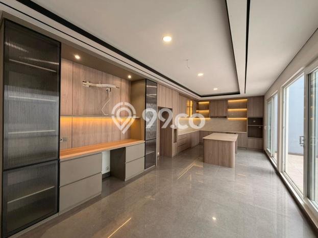 Dijual Rumah Mewah Megah Dengan View Cantik di Alam Sutera, Tangerang Dijual Rumah Mewah Megah Dengan View Cantik di Alam Sutera, Tangerang