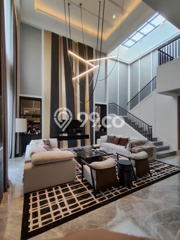 Rumah Elit LB 451m2 Siap Pakai Desain Elegan di Alam Sutera, Tangerang Rumah Elit LB 451m2 Siap Pakai Desain Elegan di Alam Sutera, Tangerang