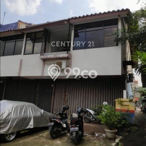 Ruko Dijual di Jakarta Barat LT 171m2 & LB 320m2 Lokasi Terbaik! Ruko Dijual di Jakarta Barat LT 171m2 & LB 320m2 Lokasi Terbaik!