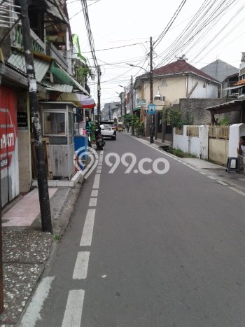 Hunian Mewah Dijual LT 155m2 di Johar Baru, Jakarta Pusat Hunian Mewah Dijual LT 155m2 di Johar Baru, Jakarta Pusat
