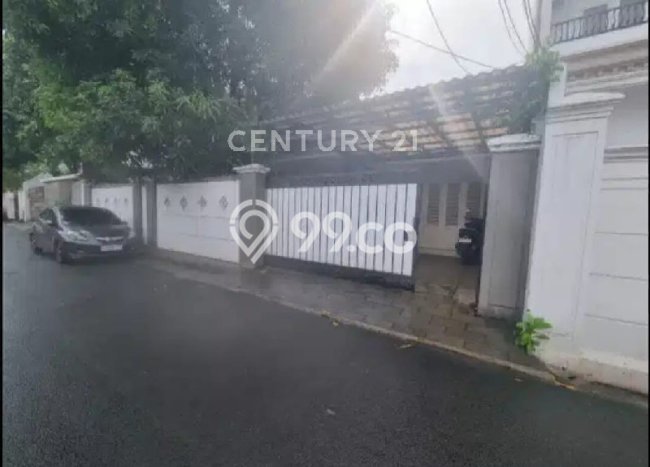 Hunian Elit LB 390m2 Siap Pakai Desain Elegan di Kemang, Jakarta Selatan Hunian Elit LB 390m2 Siap Pakai Desain Elegan di Kemang, Jakarta Selatan