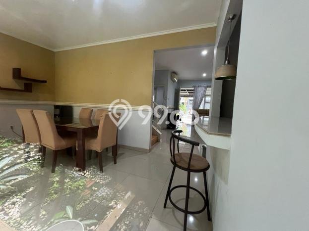 Rumah di BSD Castilla, Lingkungan Asri, 3 KM Rumah di BSD Castilla, Lingkungan Asri, 3 KM